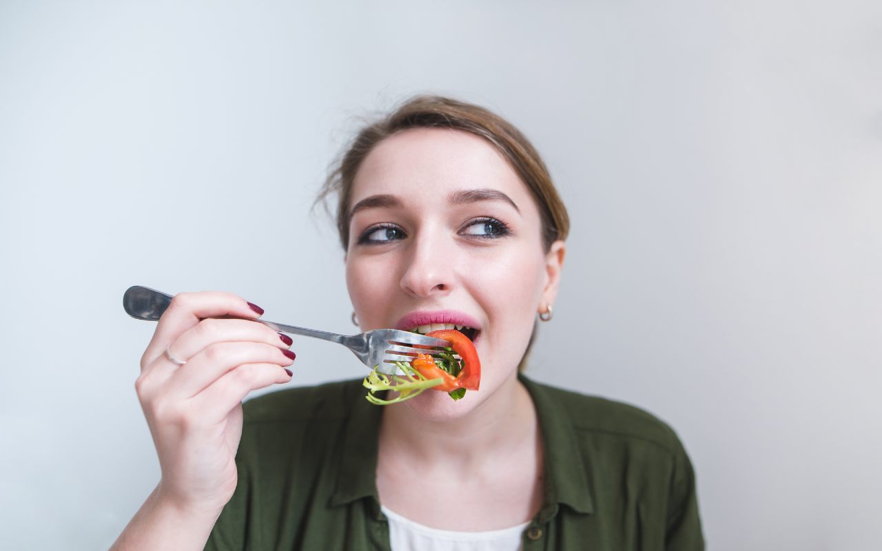 Le secret français pour garder la ligne. Ils le font à chaque repas.