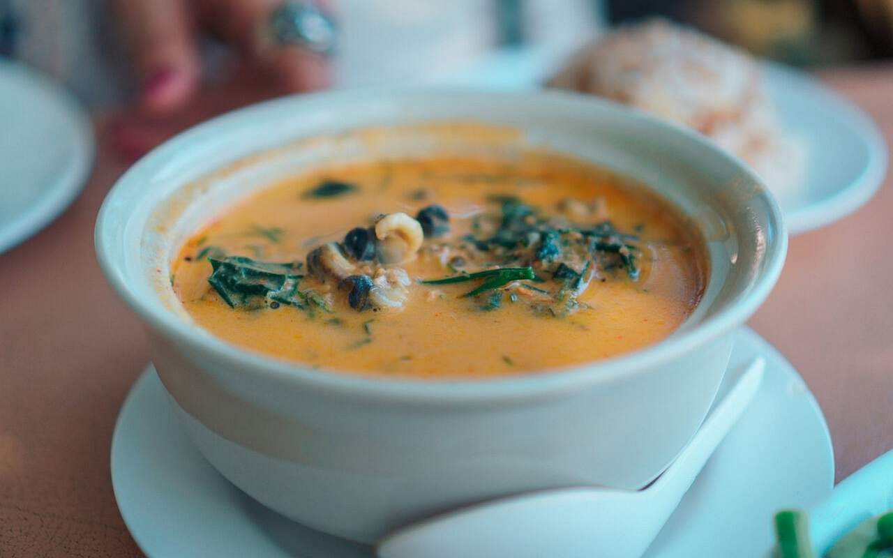 L'ingrédient inattendu que cette chef utilise pour rehausser les légumineuses, les bouillons et les soupes : « Pourquoi se limiter à l'eau ? »