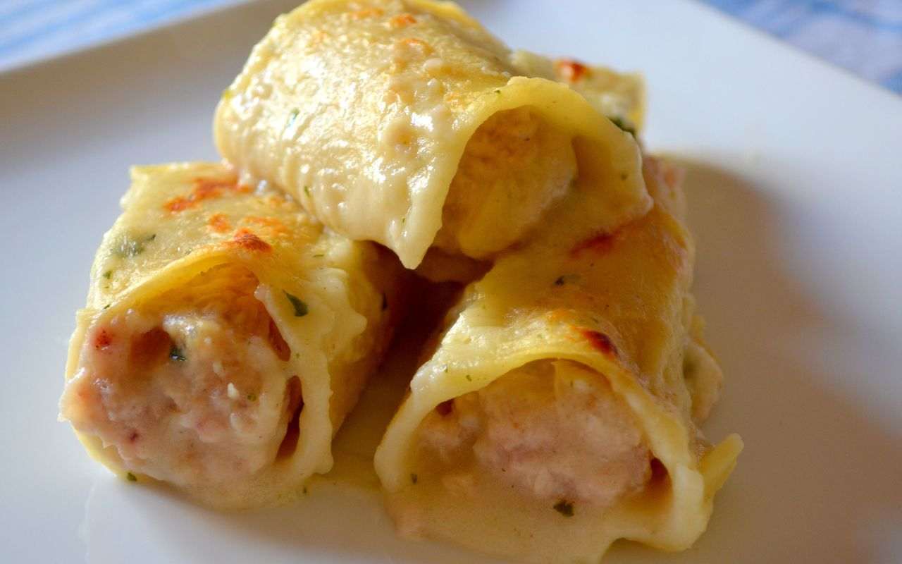 Économiques, rapides et faciles à préparer, ces cannellonis sont ma recette préférée pour manger des pâtes farcies sans passer des heures dans la cuisine.