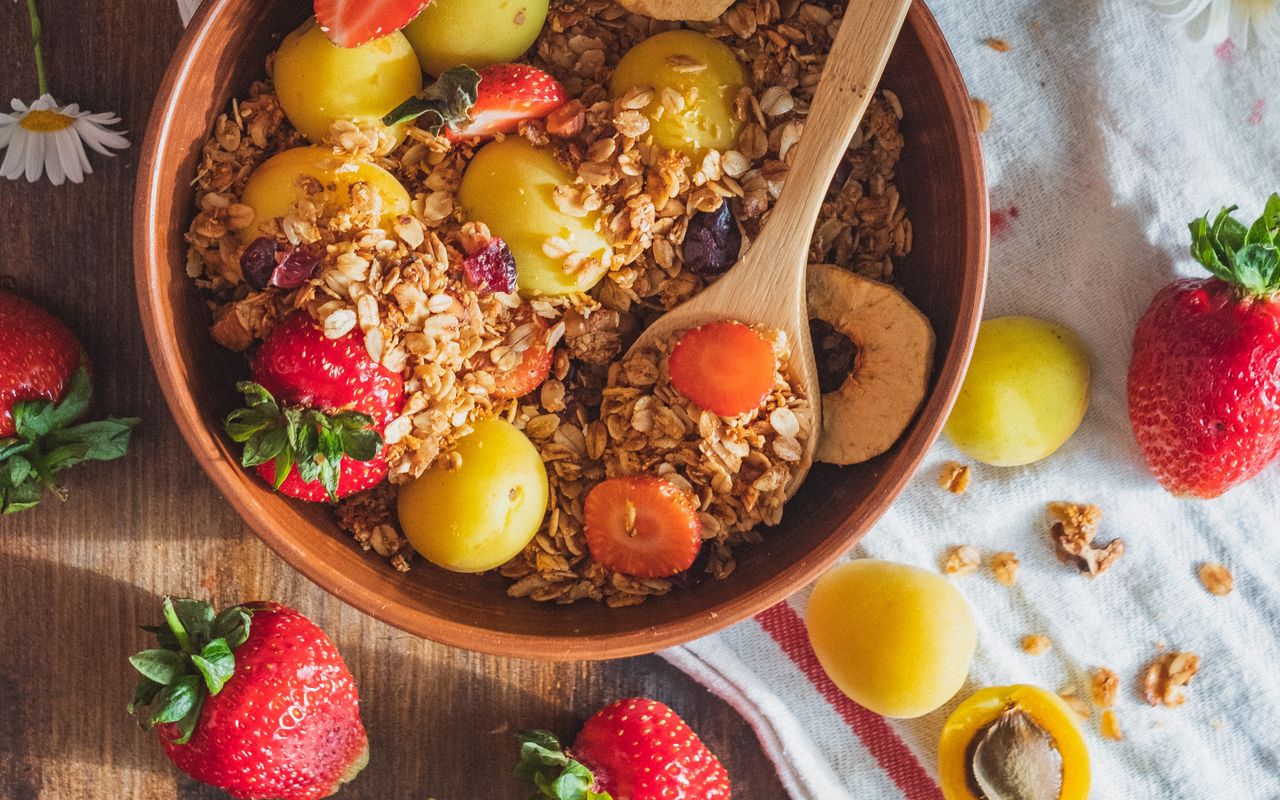 Cette bouillie d'avoine nocturne est idéale pour la saison froide.