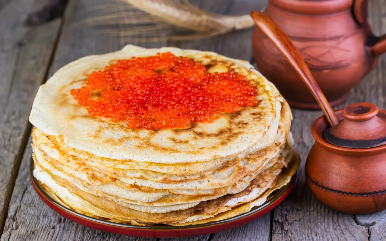 La tour de crêpes : un plat froid classique du Noël français