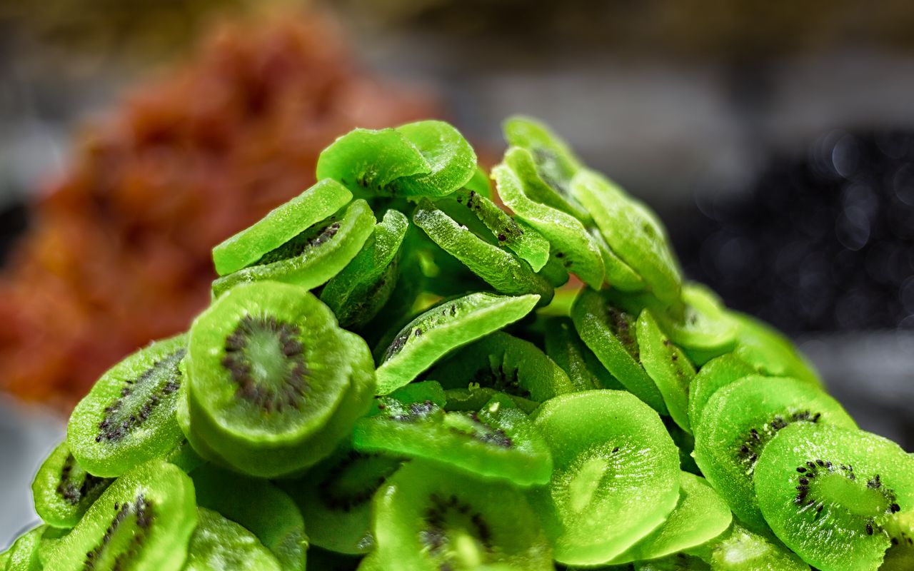 Grignotez-les lorsque vous avez envie de sucré. Ils réduisent le taux de sucre dans le sang, améliorent la mémoire et aident à perdre du poids.